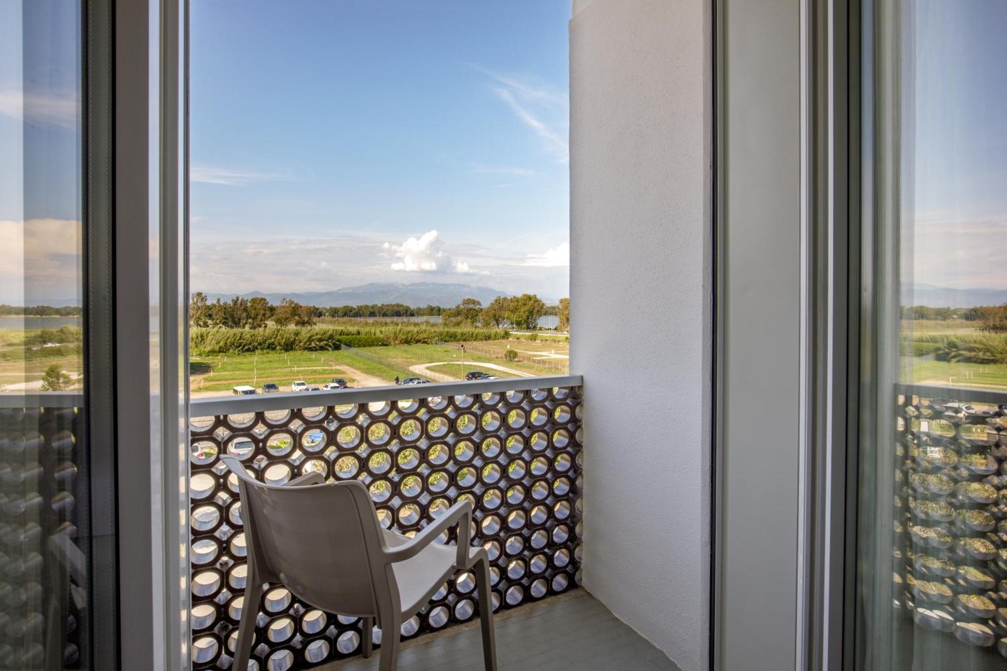 Hotel Tirreno Latina Dış mekan fotoğraf