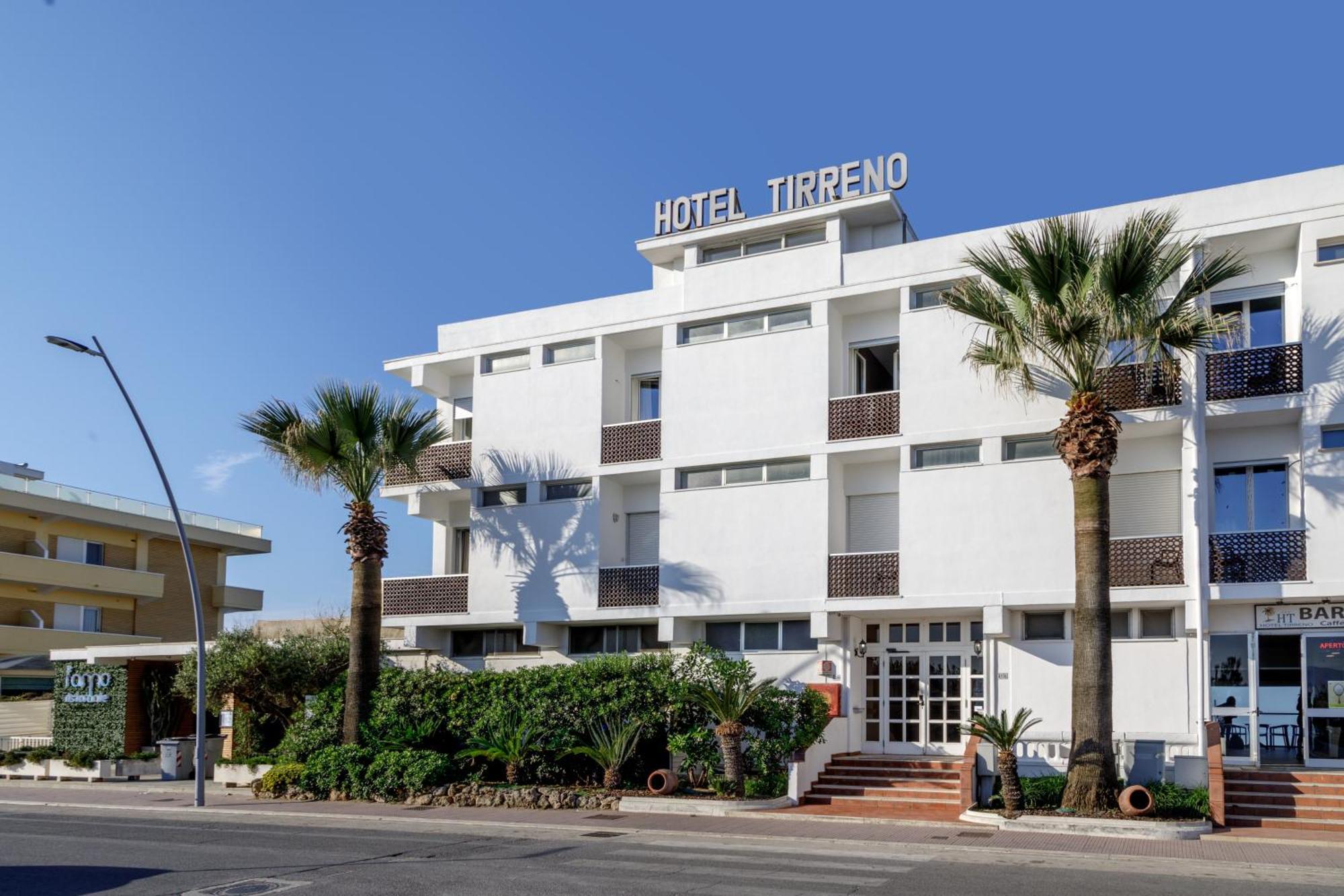 Hotel Tirreno Latina Dış mekan fotoğraf