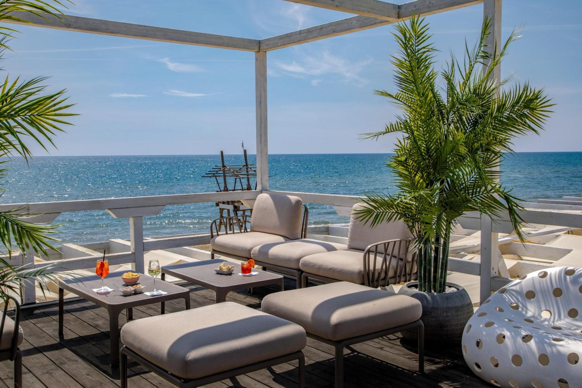 Hotel Tirreno Latina Dış mekan fotoğraf